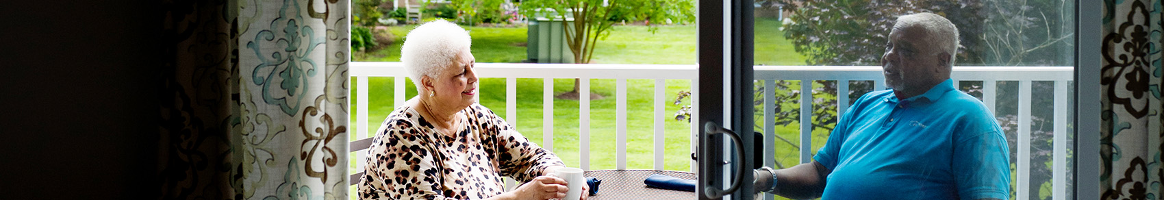 collington-couple-on-porch
